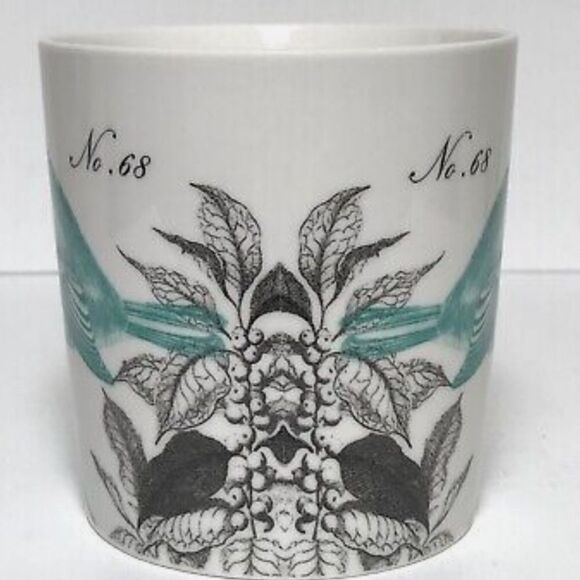 Paula Scaletta paperproduce design bone china mug with Bird with nest print - Picture 3 of 10
